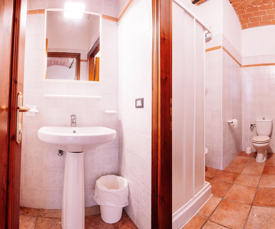 Residence Il Granaio Рипарбела Екстериор снимка